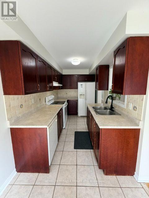 7 - 6391 Spinnaker Circle, Mississauga, Ontario  L5W 1Z4 - Photo 8 - W13777894