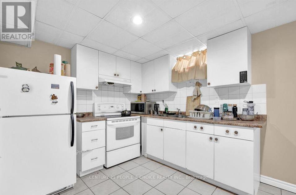 Basement - 104 Larkspur Road, Brampton, Ontario  L6R 1X2 - Photo 4 - W13777896