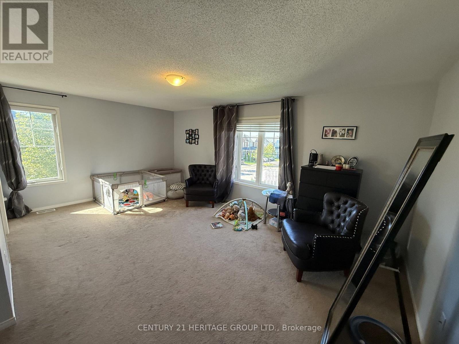 134 Edwin Carr Upper Street, Clarington, Ontario  L1C 0R3 - Photo 13 - E13777904