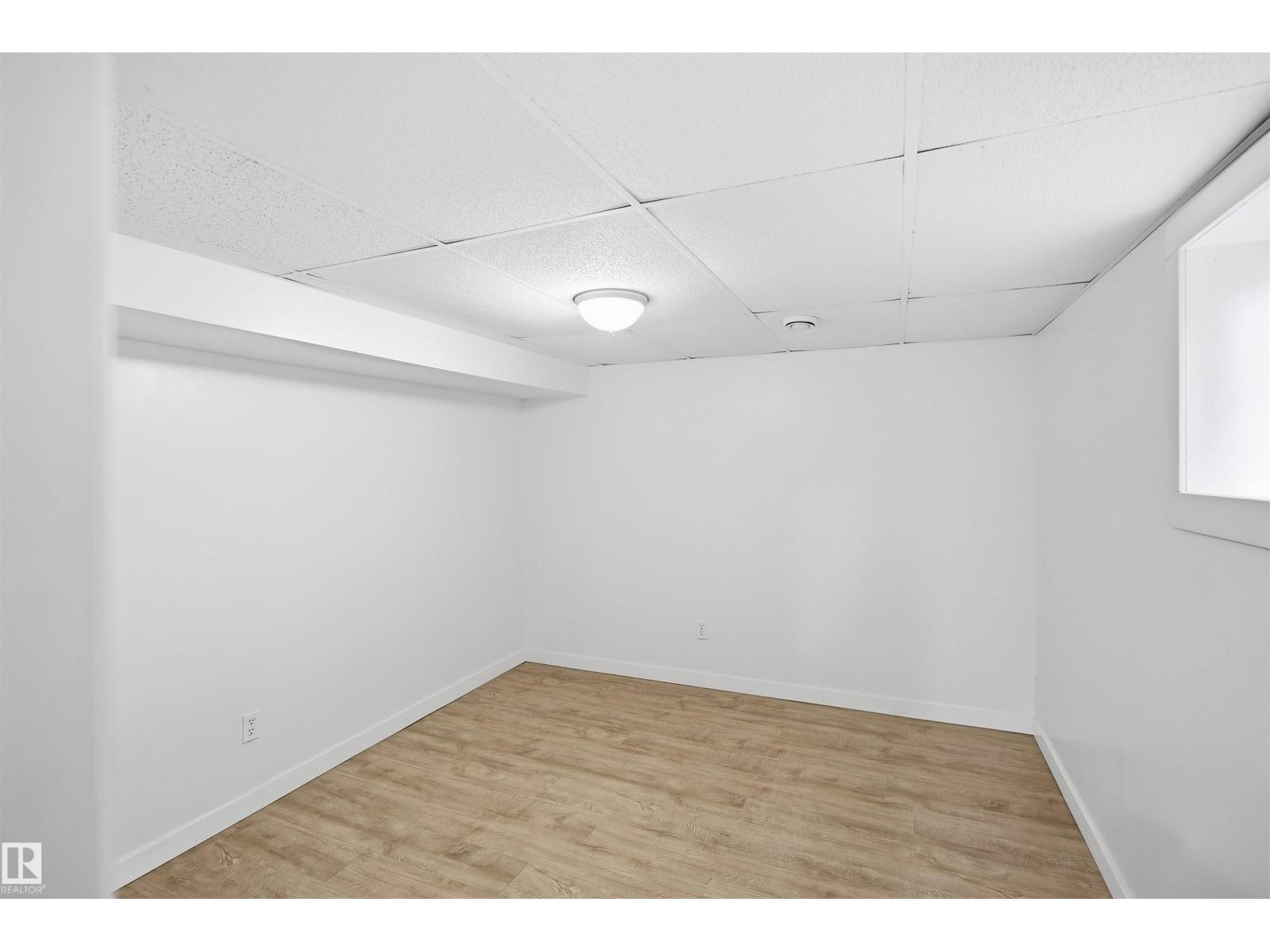 Unknown Address, ,    - Photo 31 - E4506552
