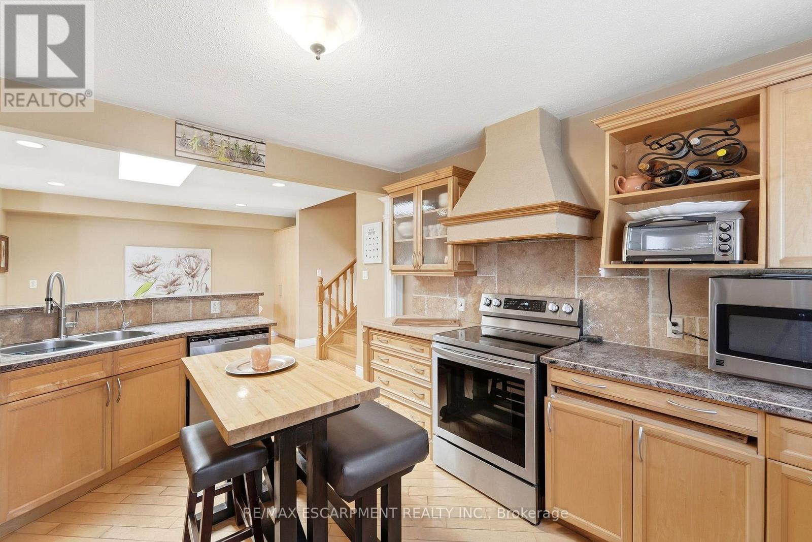 139 Glen Valley Drive, Hamilton, Ontario  L8K 6A1 - Photo 11 - X13777880