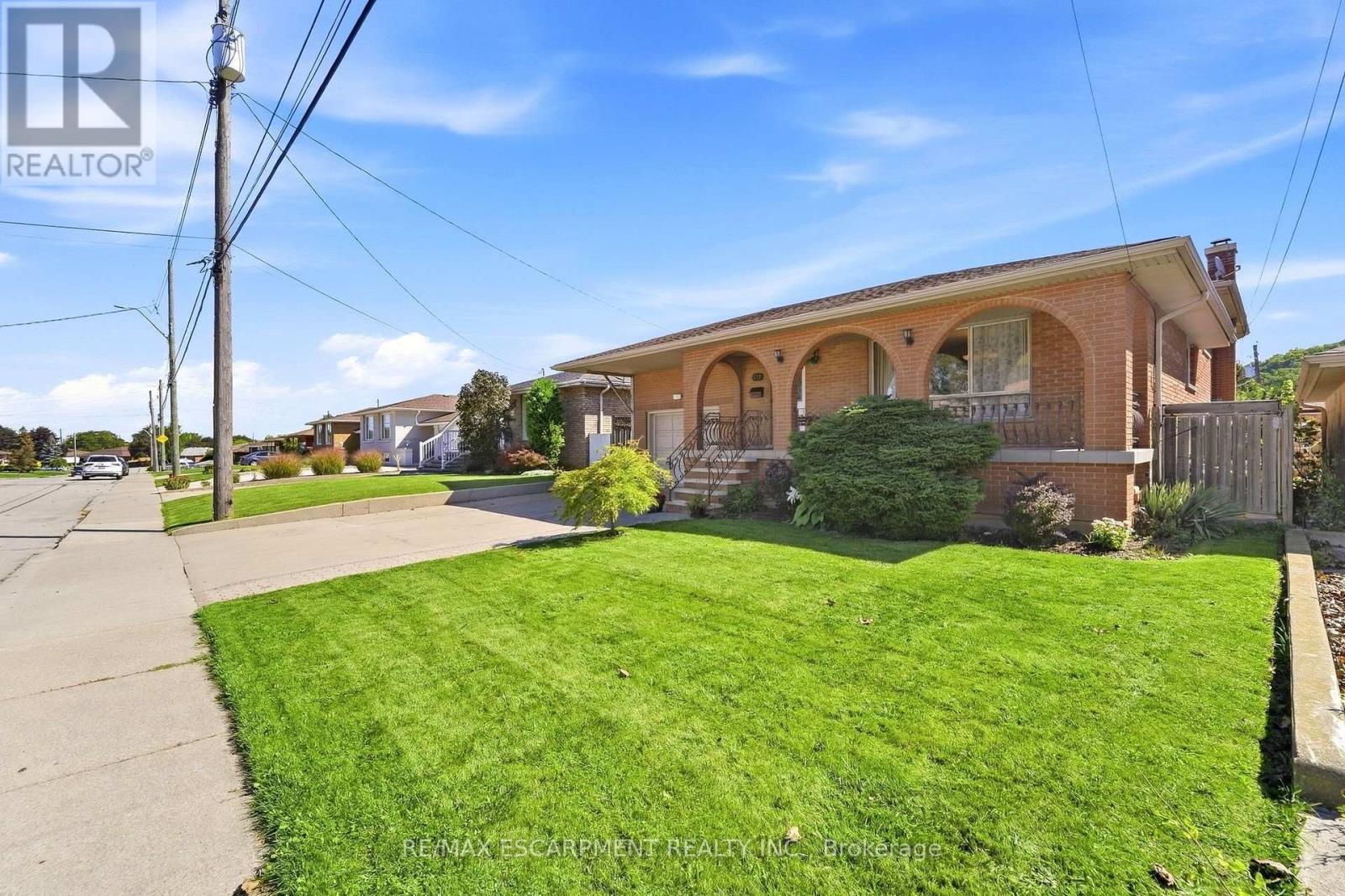 139 Glen Valley Drive, Hamilton, Ontario  L8K 6A1 - Photo 4 - X13777880