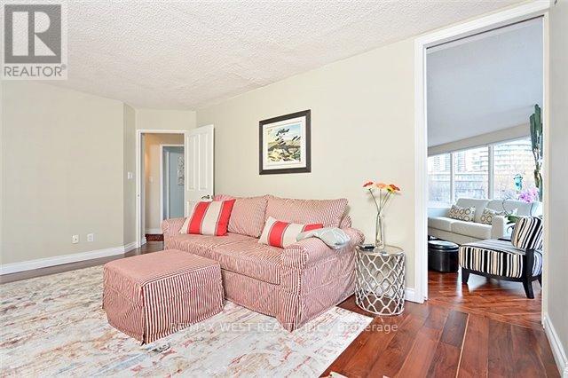 314 - 2261 Lake Shore Boulevard W, Toronto, Ontario  M8V 3X1 - Photo 10 - W13773882