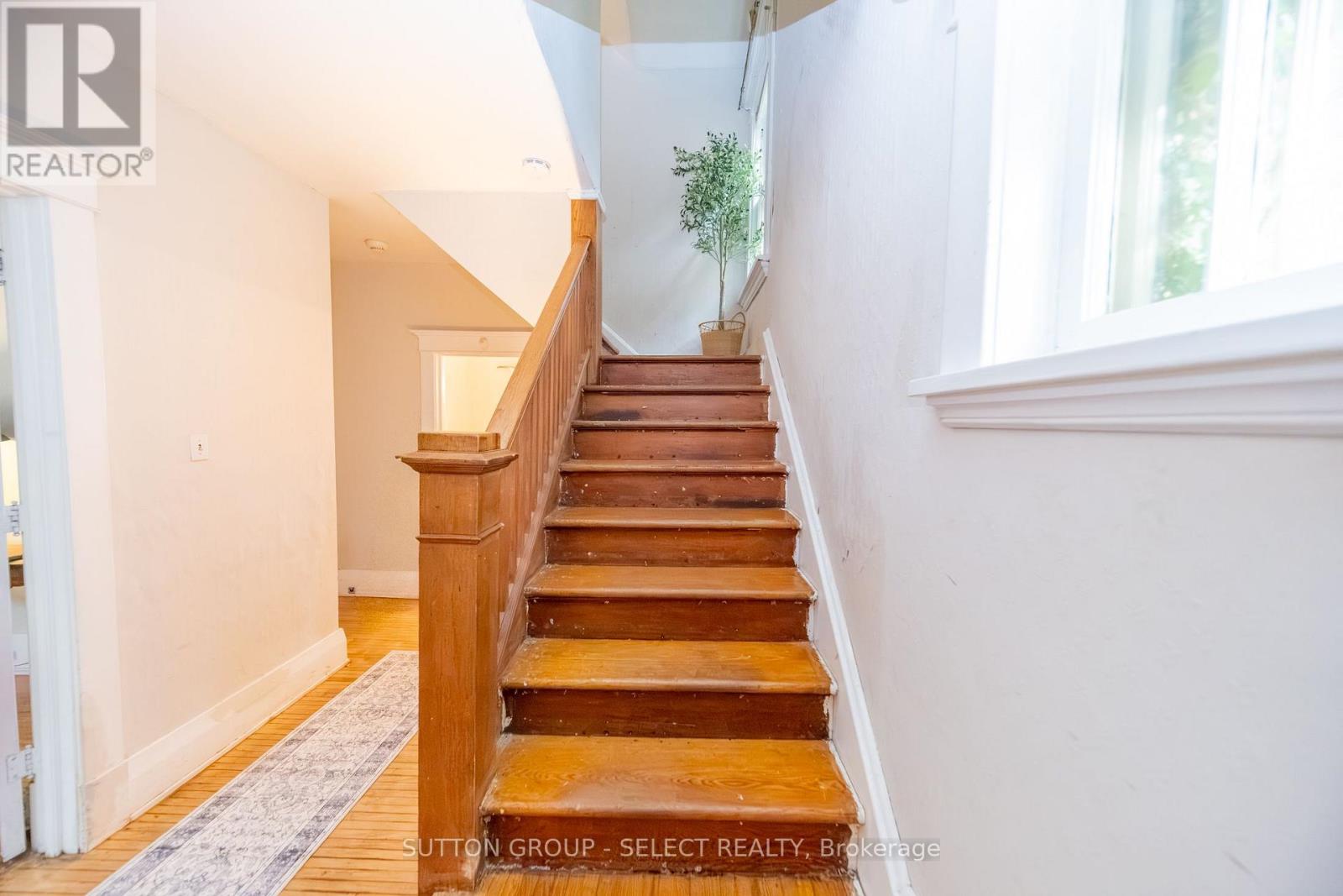 239 Ridout Street S, London South, Ontario  N6C 3Y3 - Photo 21 - X13769370