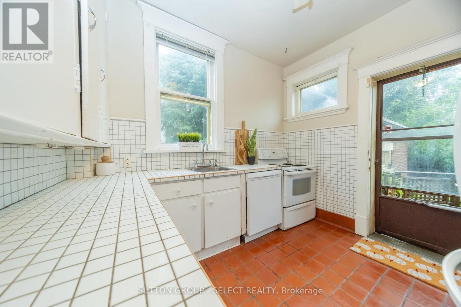 239 Ridout Street S, London South, Ontario  N6C 3Y3 - Photo 20 - X13769370