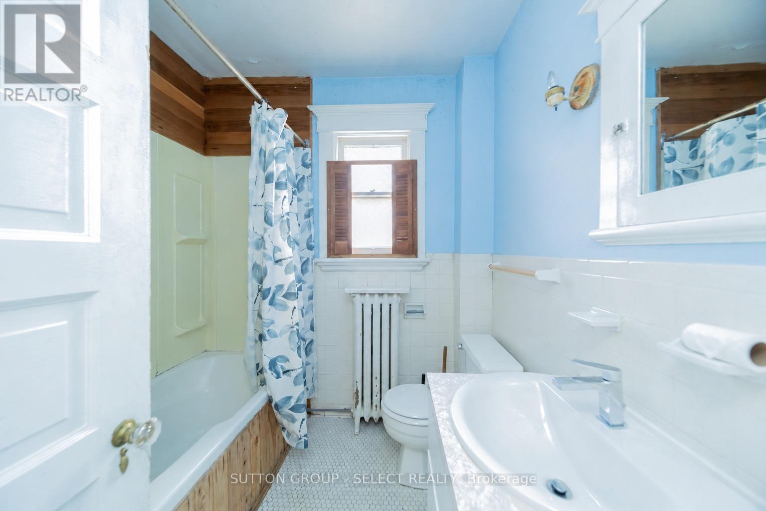 239 Ridout Street S, London South, Ontario  N6C 3Y3 - Photo 30 - X13769370