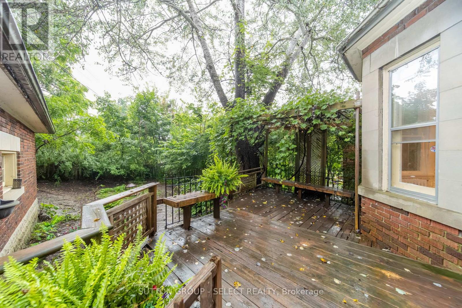 239 Ridout Street S, London South, Ontario  N6C 3Y3 - Photo 46 - X13769370