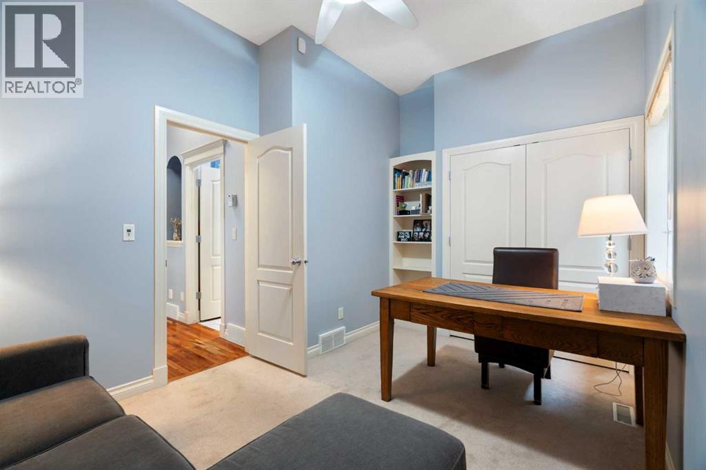 146 Discovery Ridge Way Sw, Calgary, Alberta  T3H 5G4 - Photo 27 - A2342577