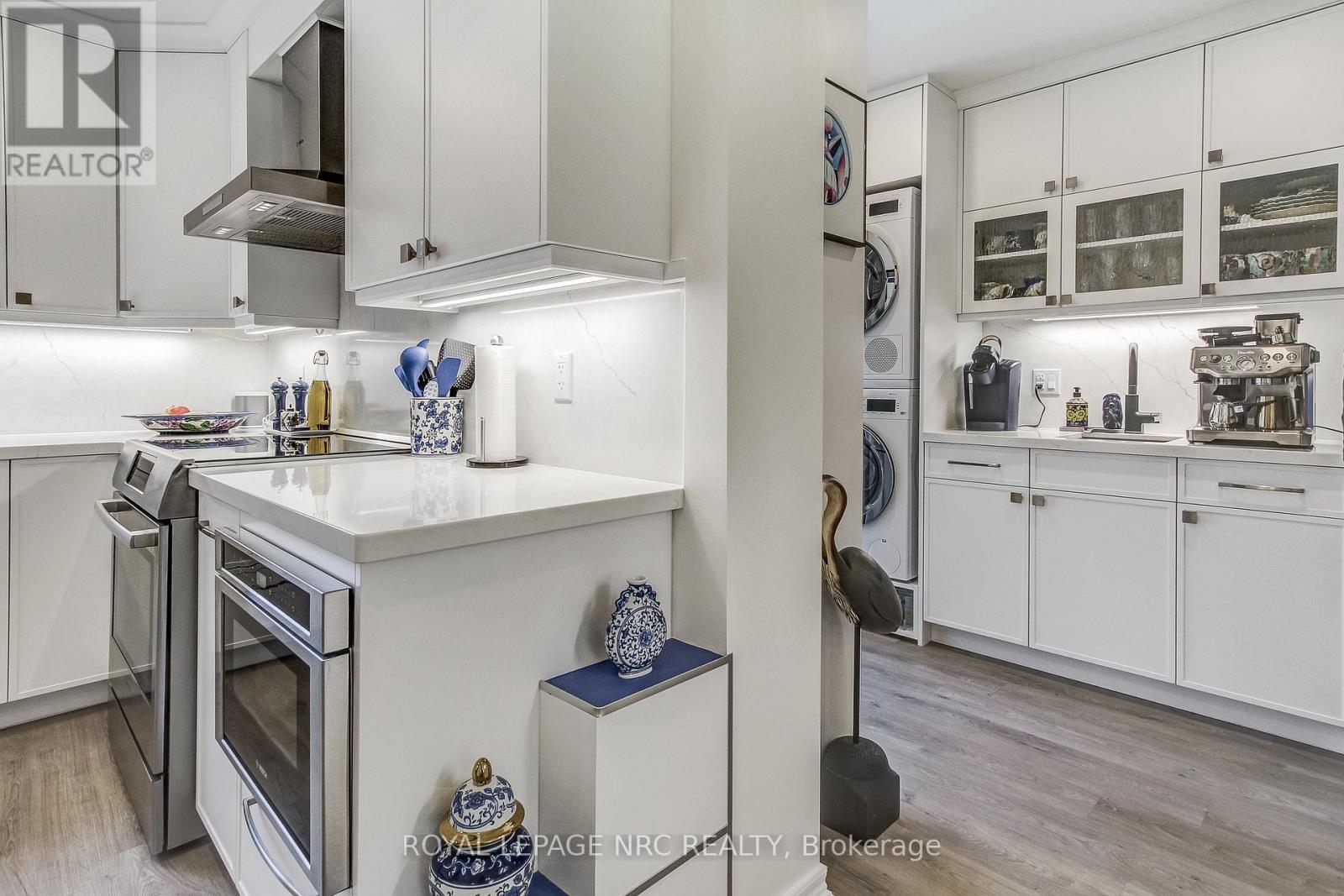 3 Lower Canada Drive, Niagara-On-The-Lake, Ontario  L0S 1J0 - Photo 12 - X13777918