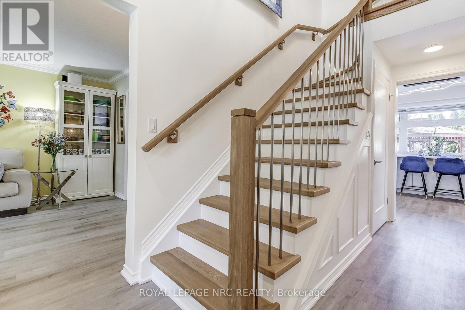 3 Lower Canada Drive, Niagara-On-The-Lake, Ontario  L0S 1J0 - Photo 3 - X13777918