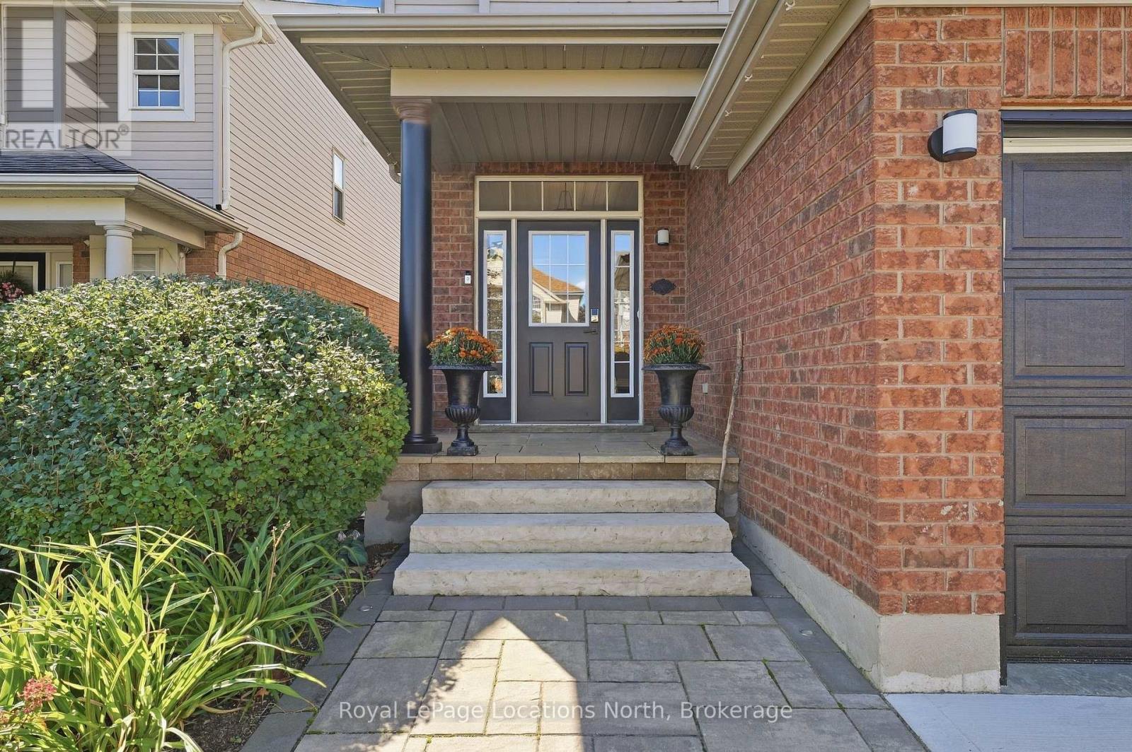 20 Highlands Crescent, Collingwood, Ontario  L9Y 5H3 - Photo 2 - S13773478