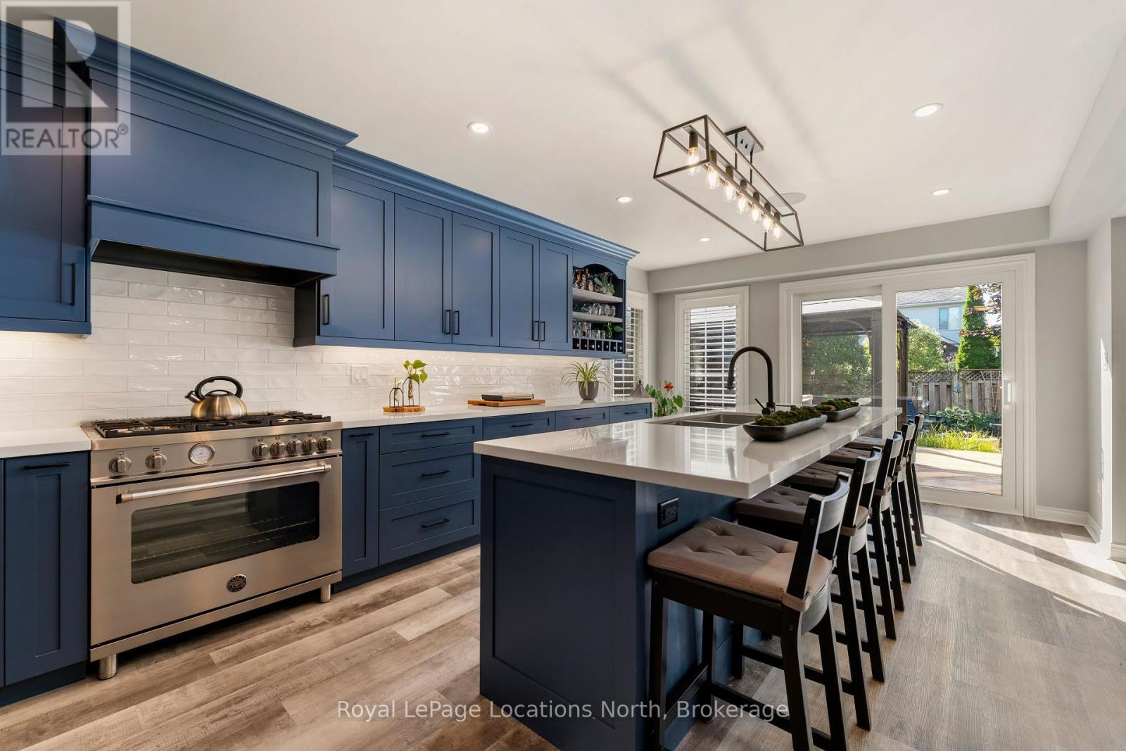 20 Highlands Crescent, Collingwood, Ontario  L9Y 5H3 - Photo 3 - S13773478
