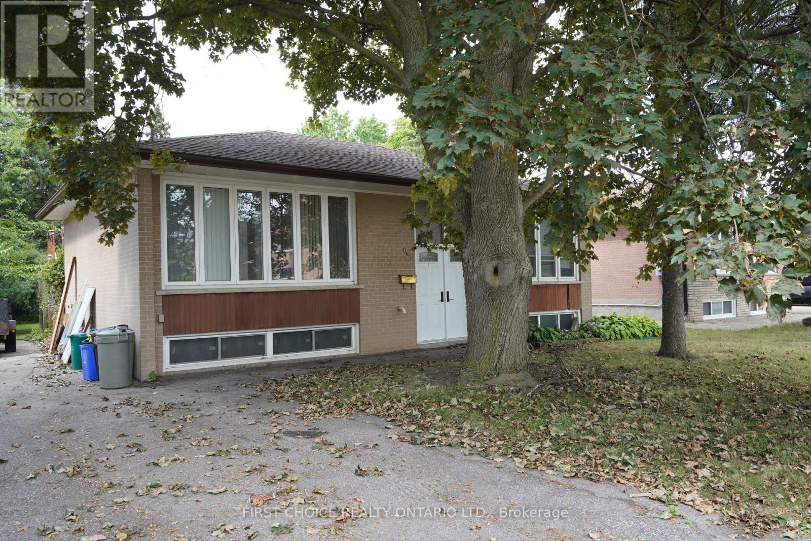 172 COLBORNE AVENUE, Richmond Hill, Ontario