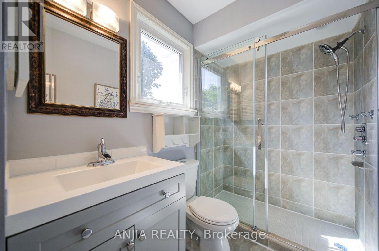 77 Royal Palm Drive, Brampton, Ontario  L6Z 1P2 - Photo 24 - W13771874