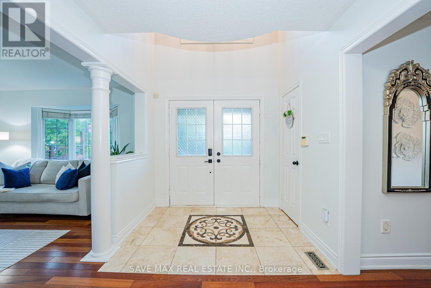 3762 Freeman Terrace, Mississauga, Ontario L5M 6Y3 - Photo 8 - W13774158