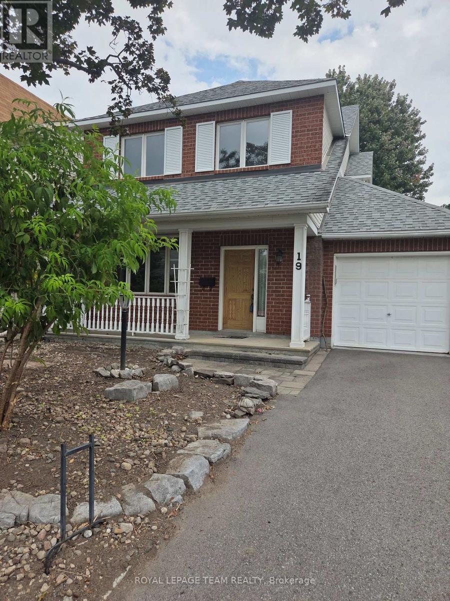 19 Windhurst Drive, Ottawa, Ontario  K2G 6G5 - Photo 3 - X13460562