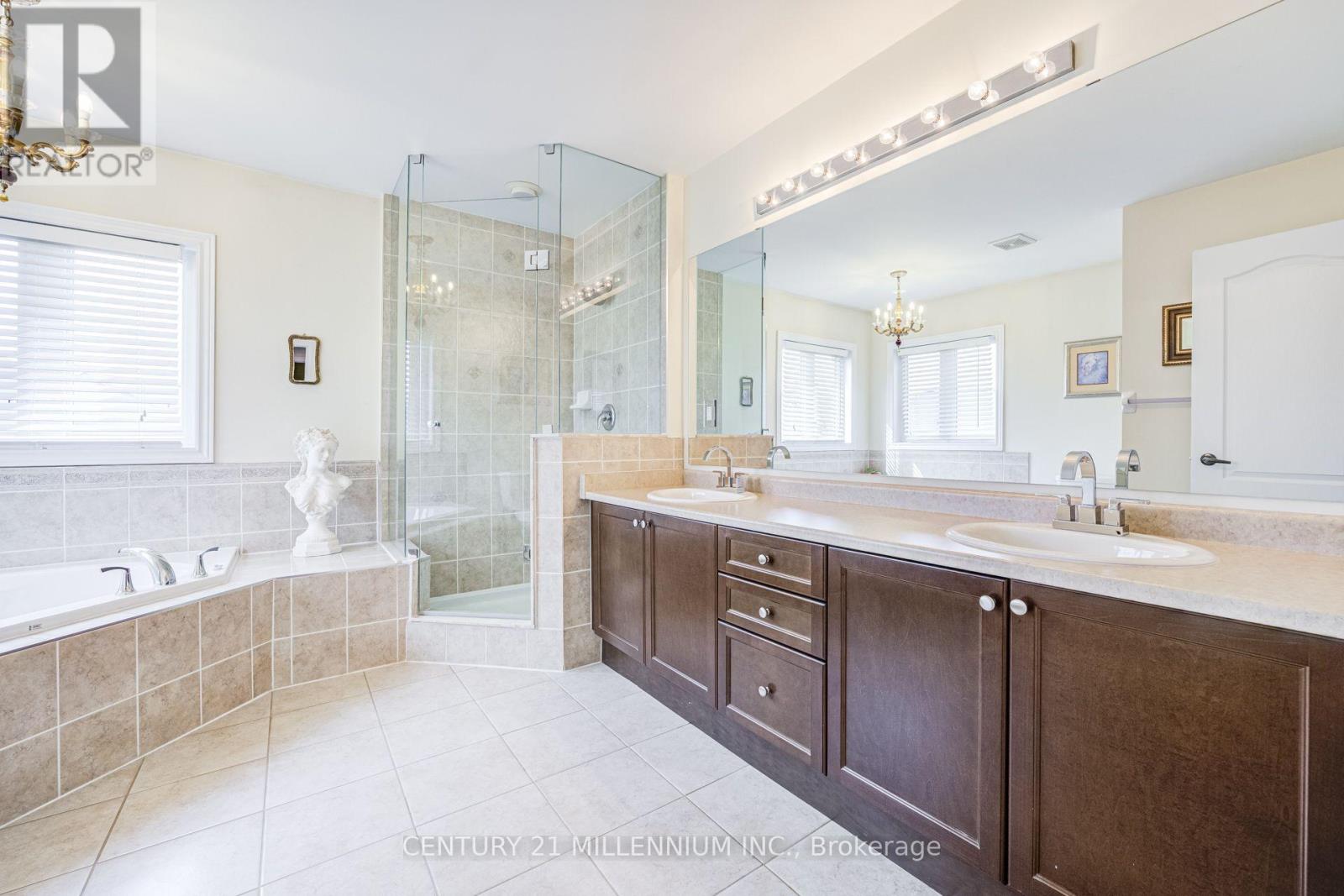 17 Island Grove, Brampton, Ontario  L6X 0W6 - Photo 33 - W13777908