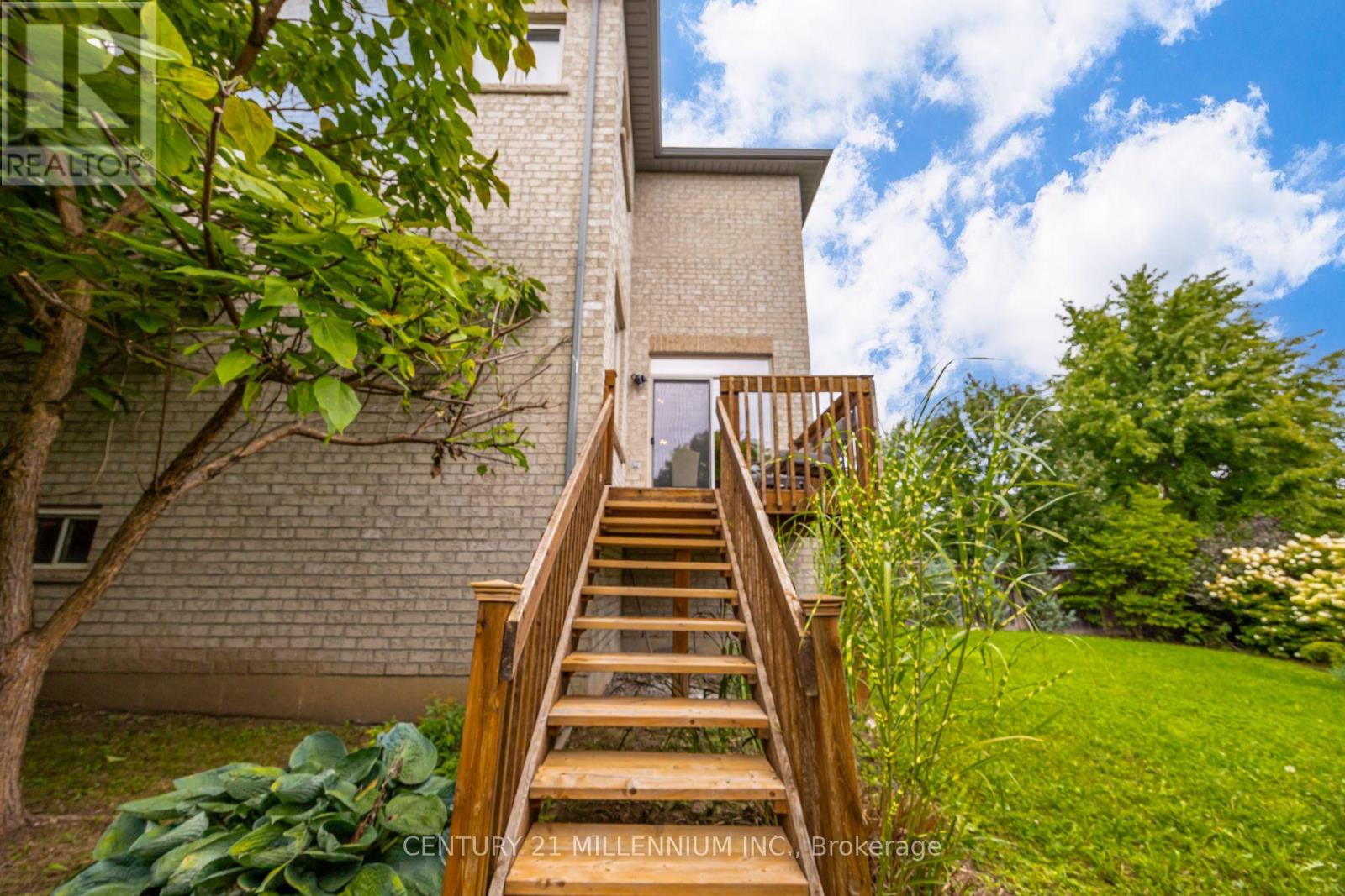 17 Island Grove, Brampton, Ontario  L6X 0W6 - Photo 43 - W13777908