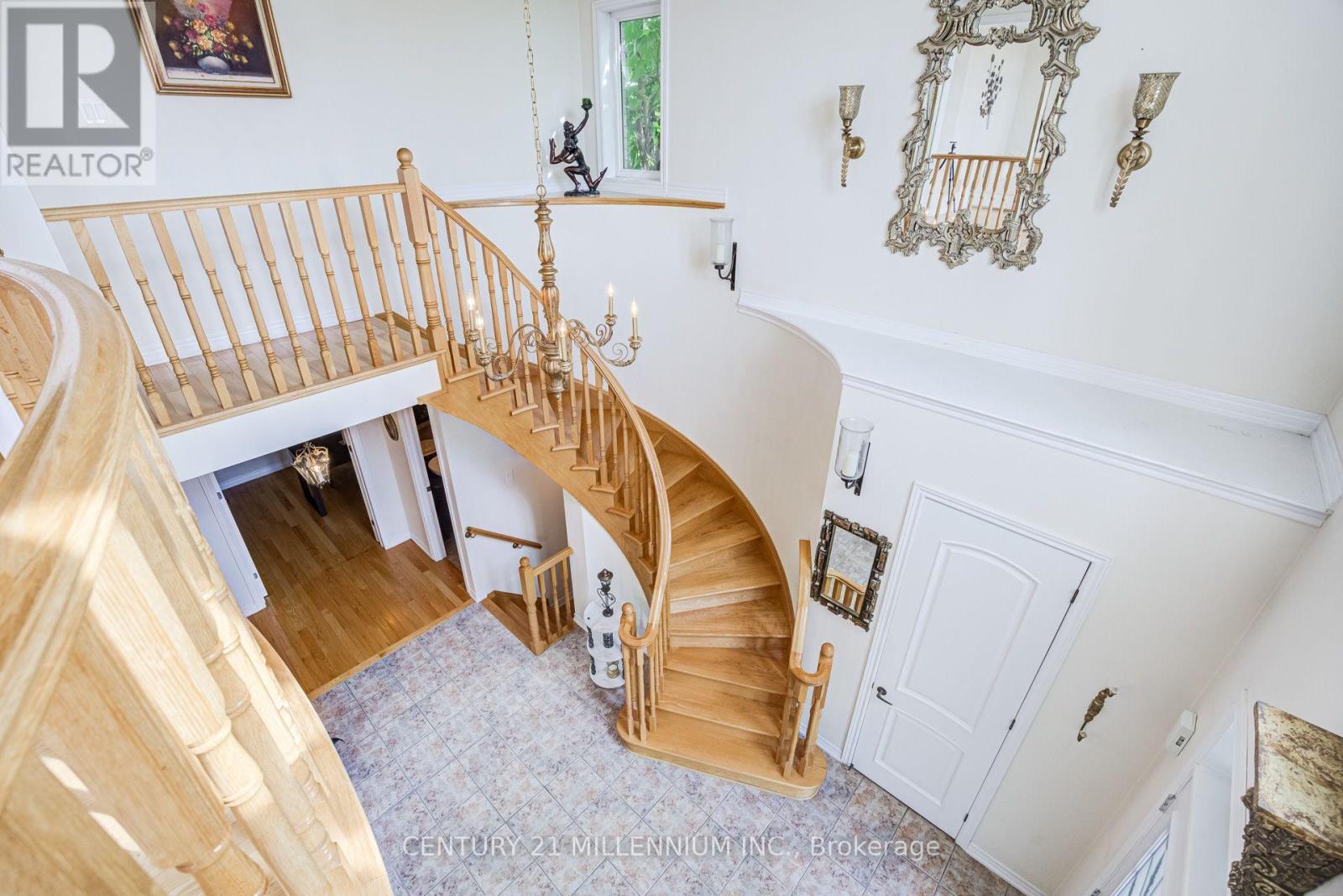 17 Island Grove, Brampton, Ontario  L6X 0W6 - Photo 4 - W13777908