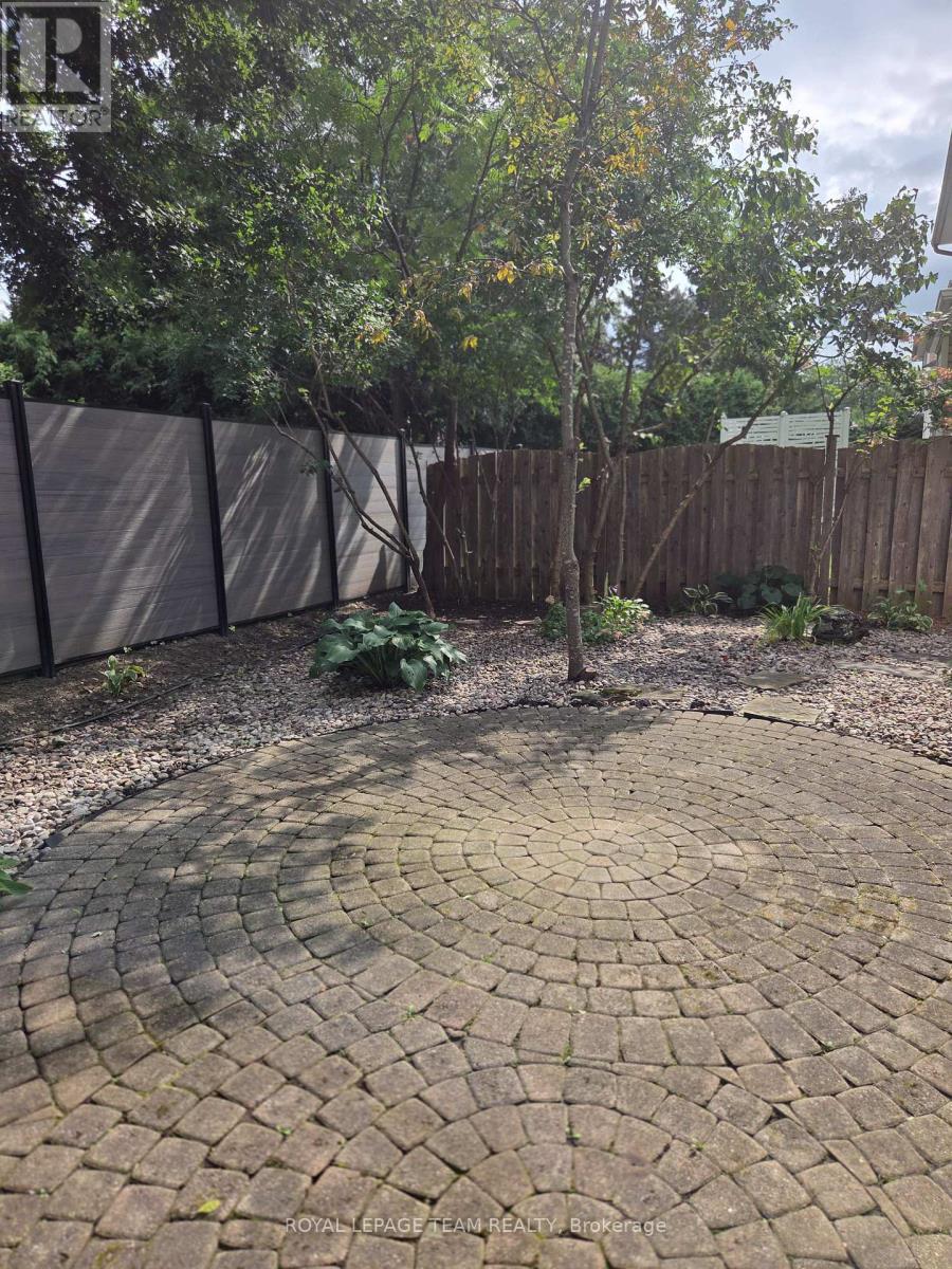 19 Windhurst Drive, Ottawa, Ontario  K2G 6G5 - Photo 30 - X13460562