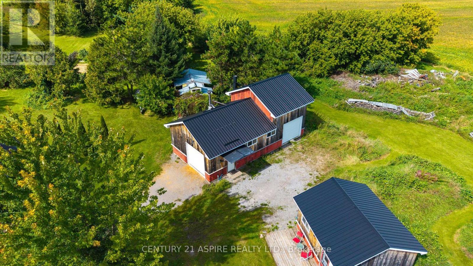 2552 Micksburg Road, Laurentian Valley, Ontario  K8A 6W4 - Photo 47 - X13777952