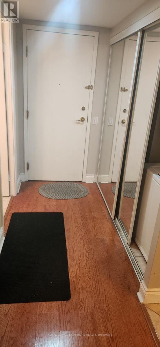 2010 - 5 Northtown Way, Toronto, Ontario M2N 7A1 - Photo 2 - C13777970