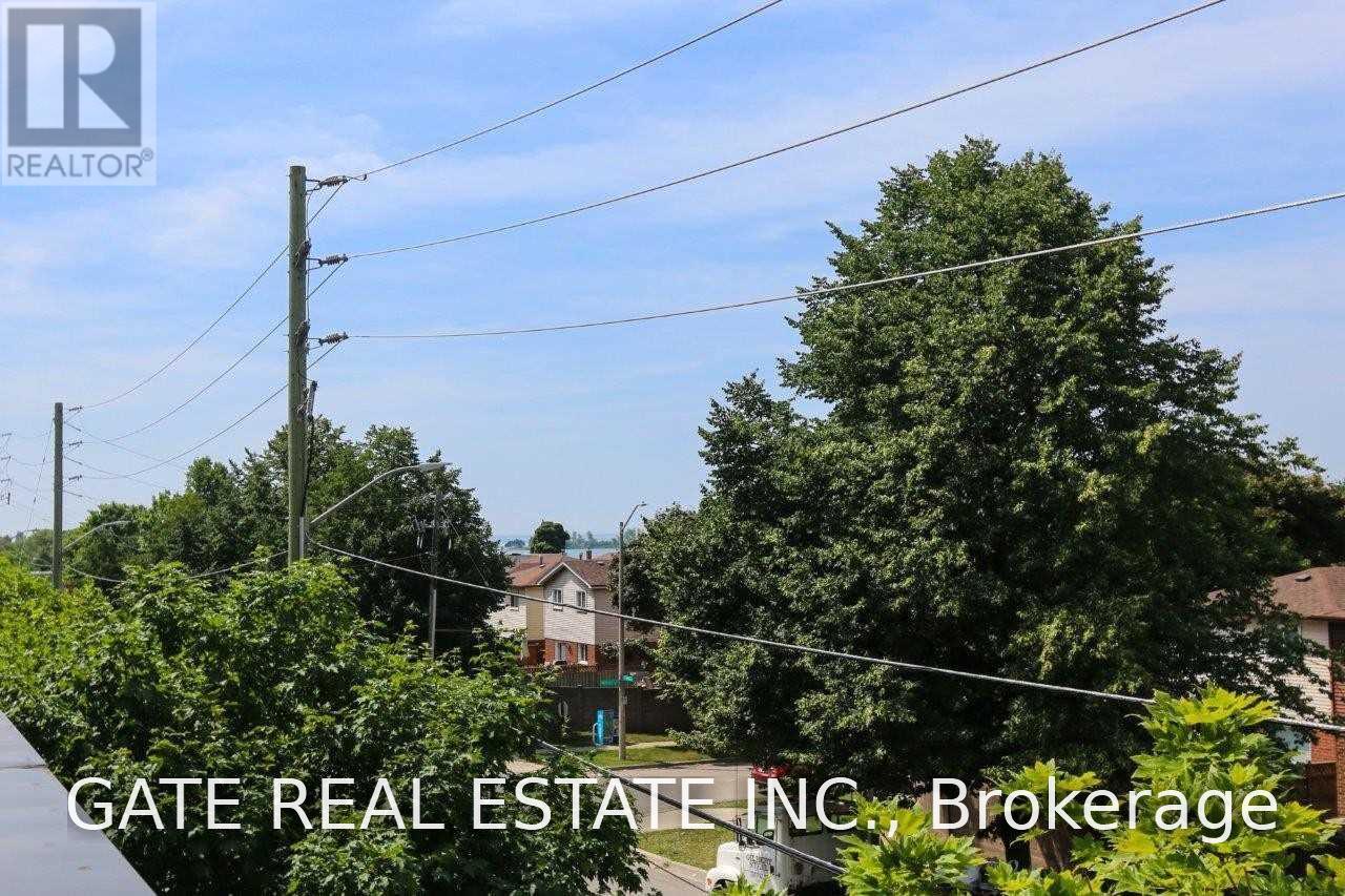 3 - 1250 St Martins Drive, Pickering, Ontario  L1W 1J3 - Photo 17 - E13777928