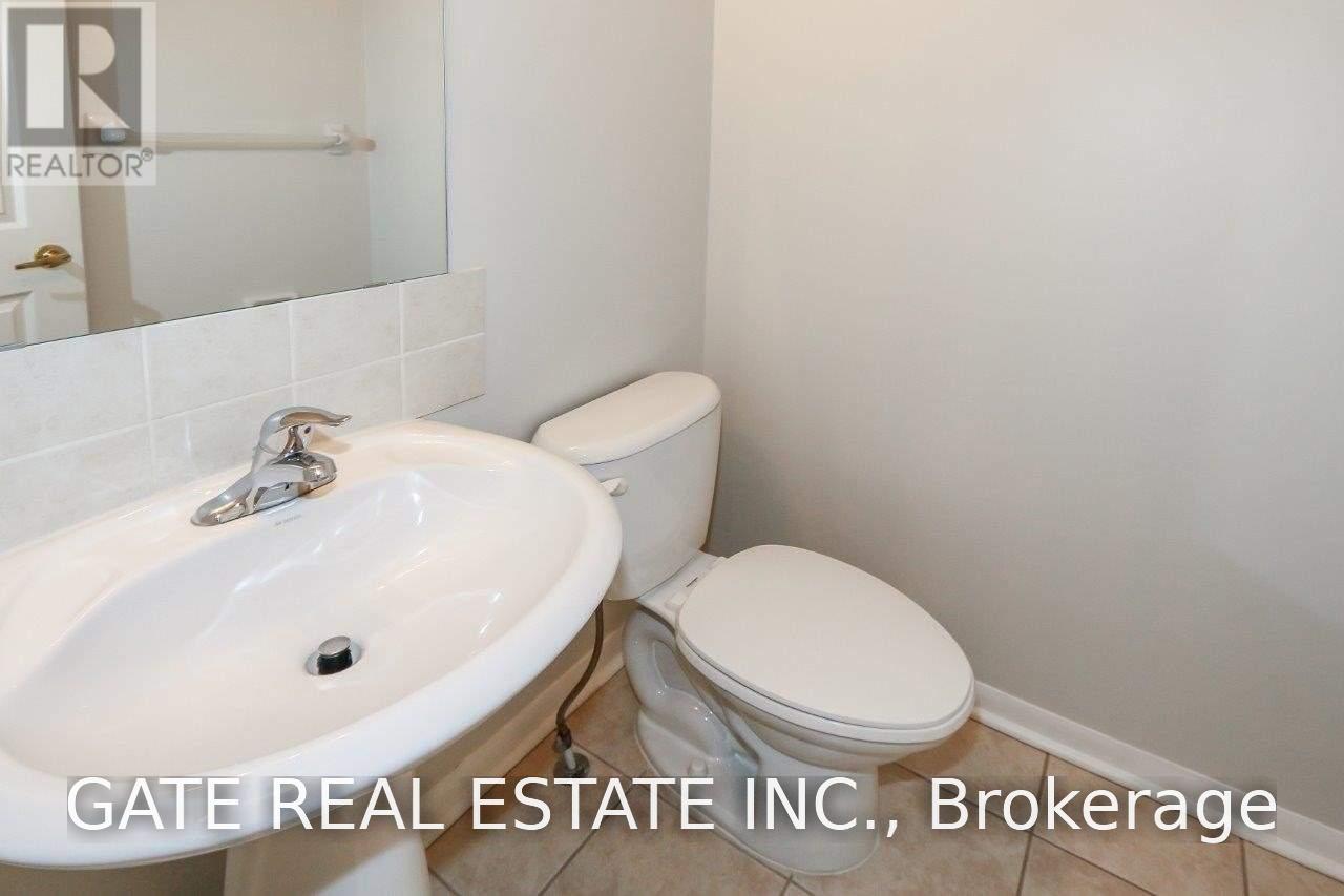 3 - 1250 St Martins Drive, Pickering, Ontario  L1W 1J3 - Photo 9 - E13777928