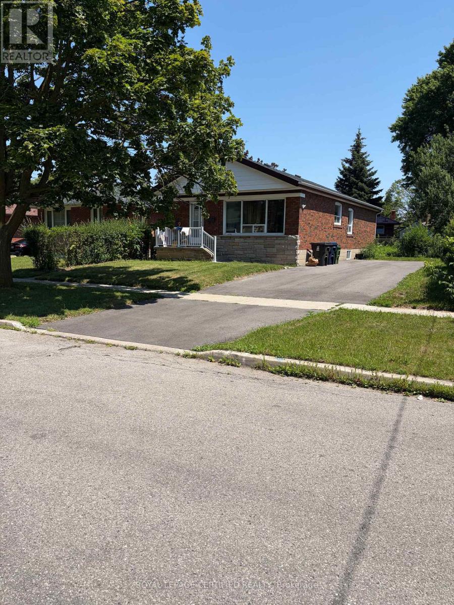 Main - 109 Hiscock Boulevard, Toronto, Ontario  M1G 1T3 - Photo 7 - E13777966