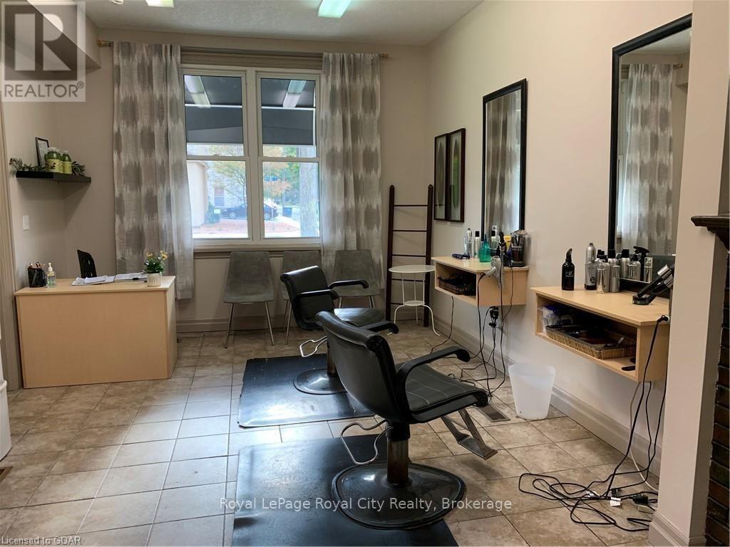 Unit #2 - 315 Woolwich Street, Guelph, Ontario  N1H 3W4 - Photo 9 - X13777964