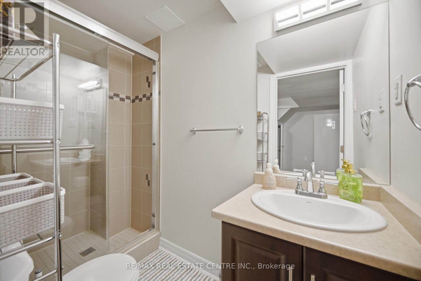 11 Sheringham Street, Brampton, Ontario  L6Z 2P5 - Photo 38 - W13777944