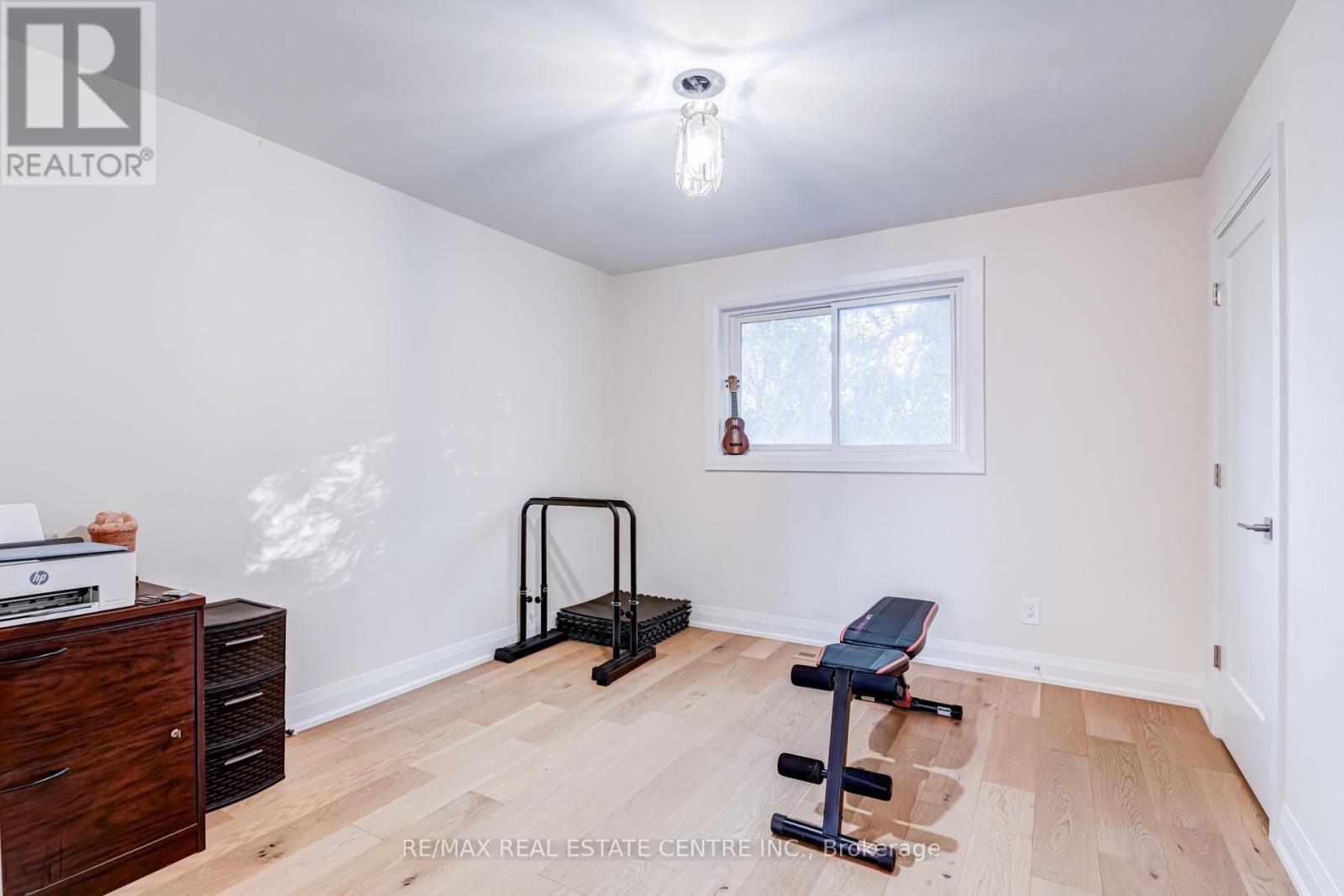 Upper Level - 167 Whitchurch Mews, Mississauga, Ontario  L5A 4B2 - Photo 22 - W13777972