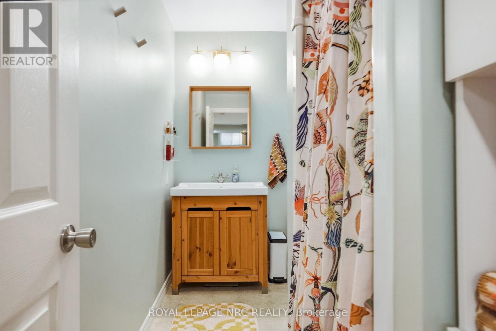 366 Book Road, Grimsby, Ontario  L3M 2M6 - Photo 43 - X13777962