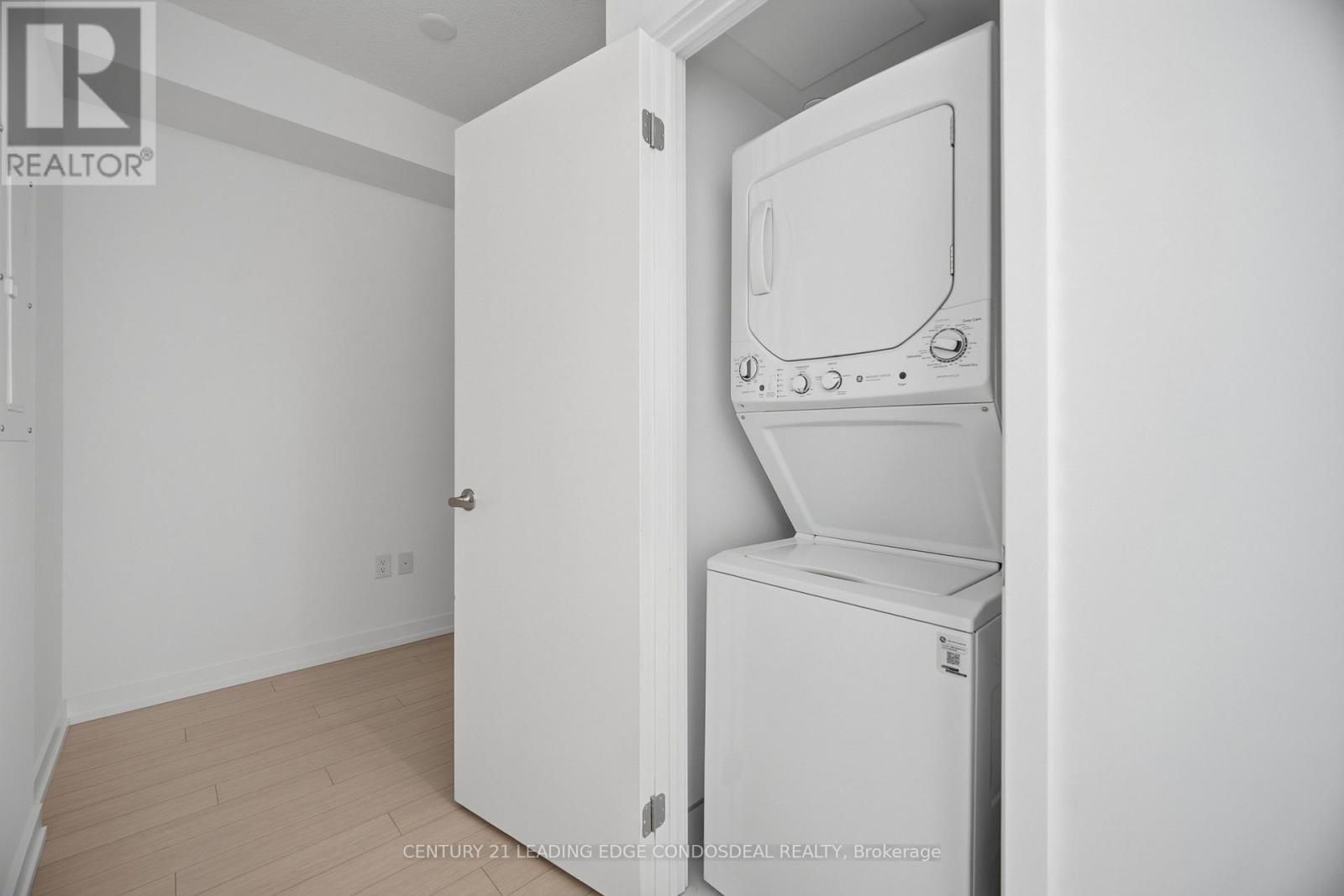 1607 - 4010 Eglinton Avenue W, Toronto, Ontario  M9A 0G5 - Photo 30 - W13704956