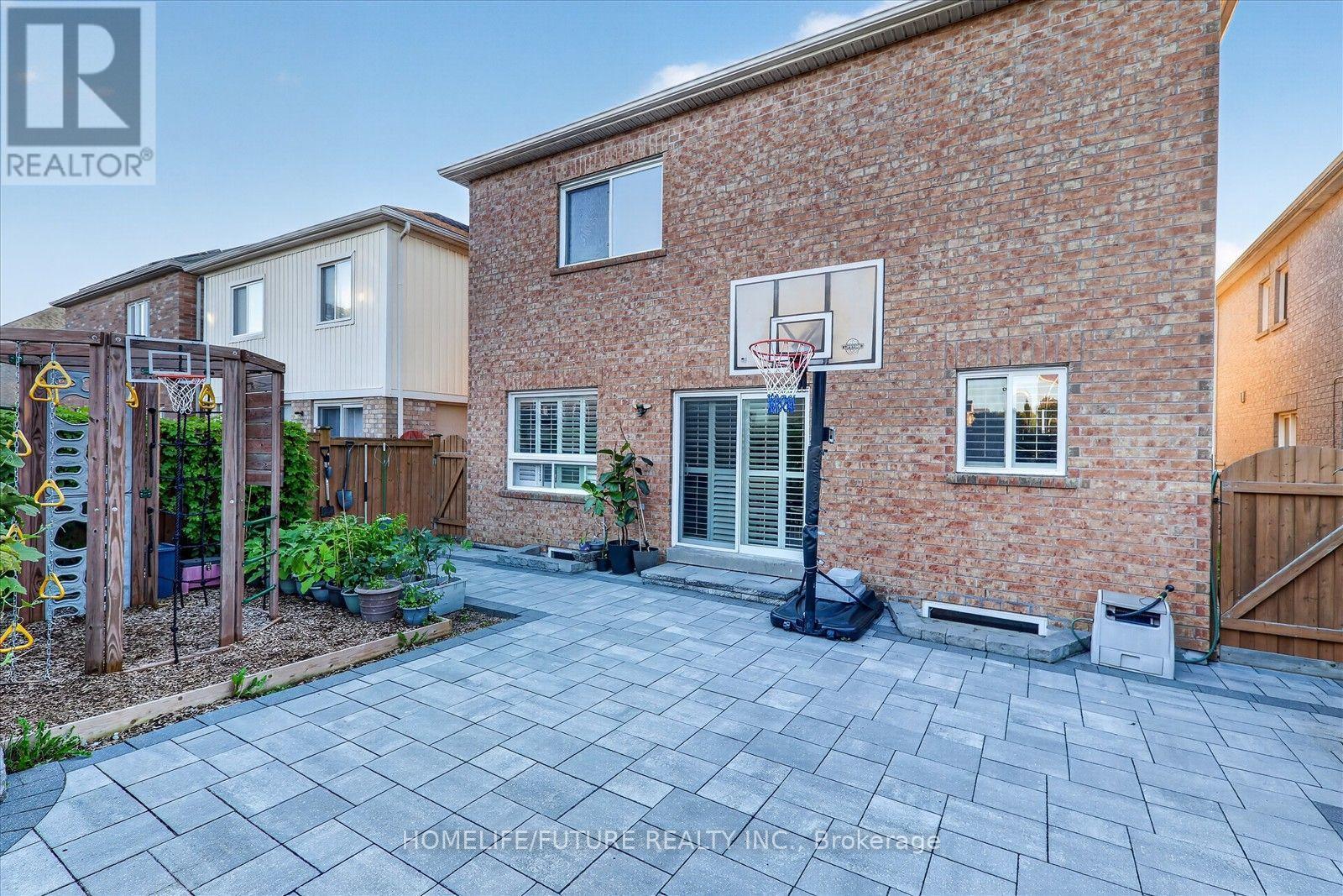65 Middlecote Drive, Ajax, Ontario  L1T 0A1 - Photo 27 - E13777980