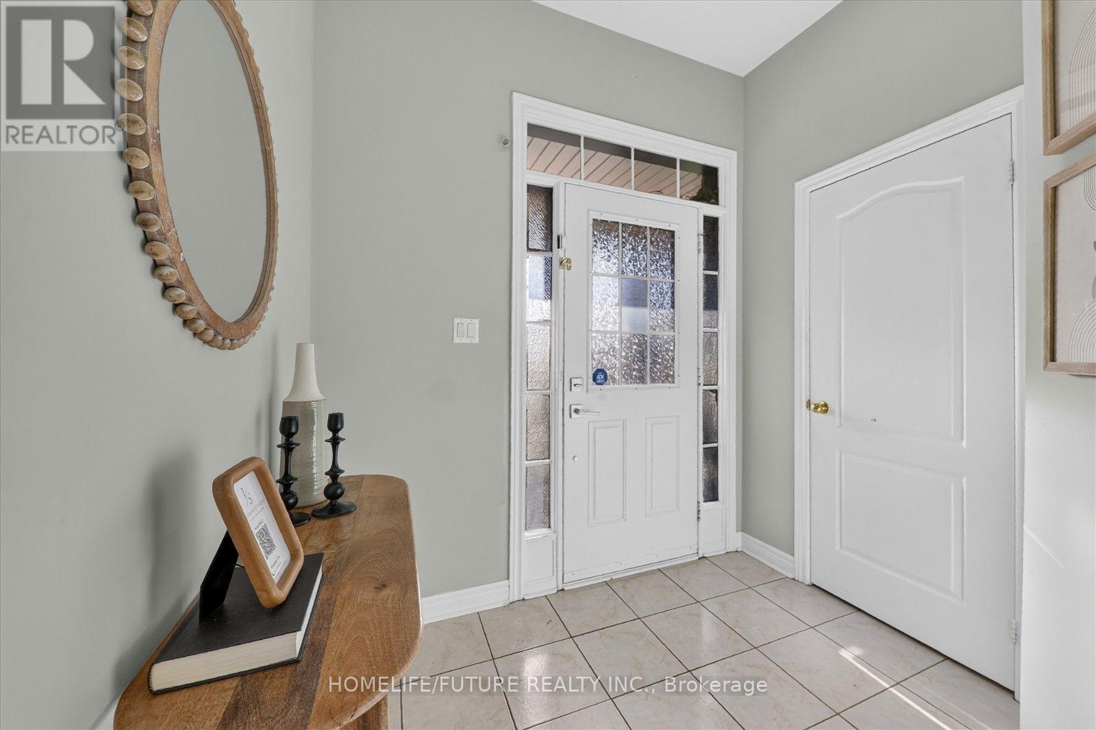 65 Middlecote Drive, Ajax, Ontario  L1T 0A1 - Photo 3 - E13777980