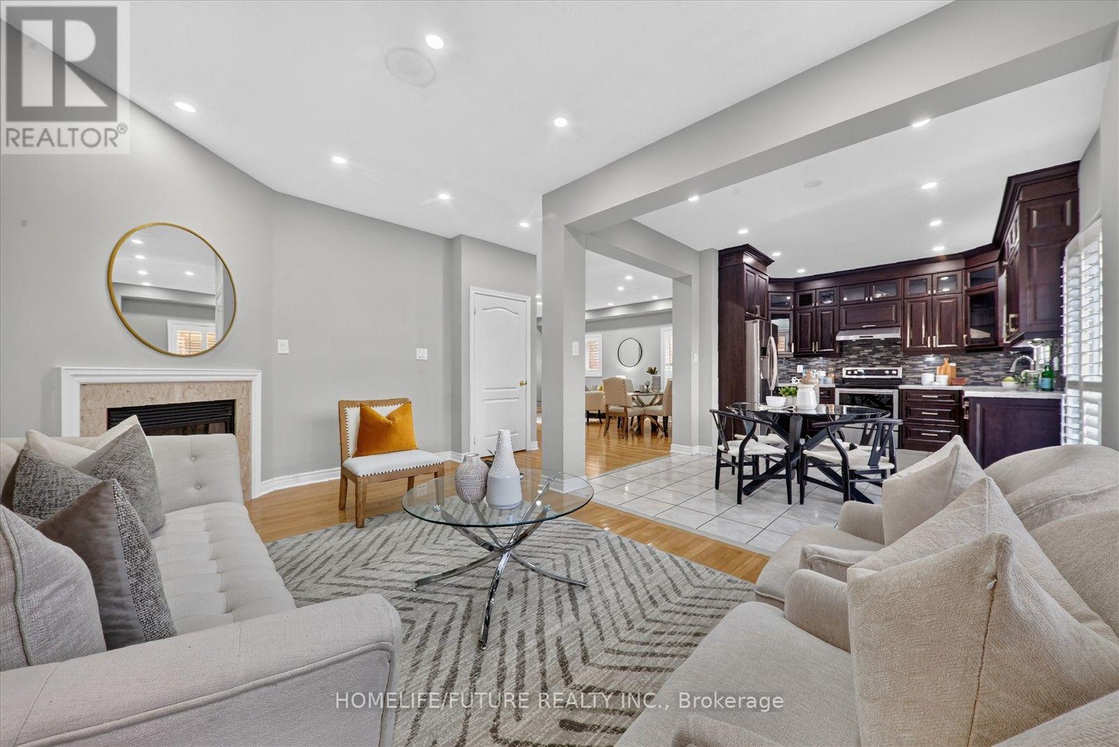 65 Middlecote Drive, Ajax, Ontario  L1T 0A1 - Photo 8 - E13777980