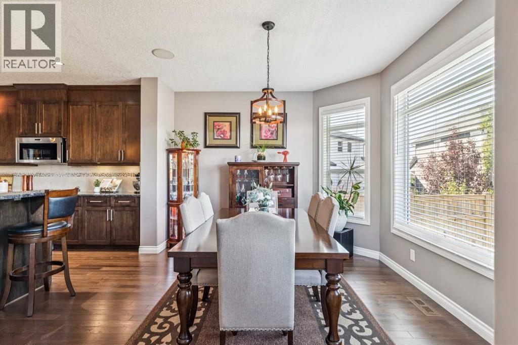 437 Kinniburgh Boulevard, Chestermere, Alberta  T1X 0P4 - Photo 10 - A2343685