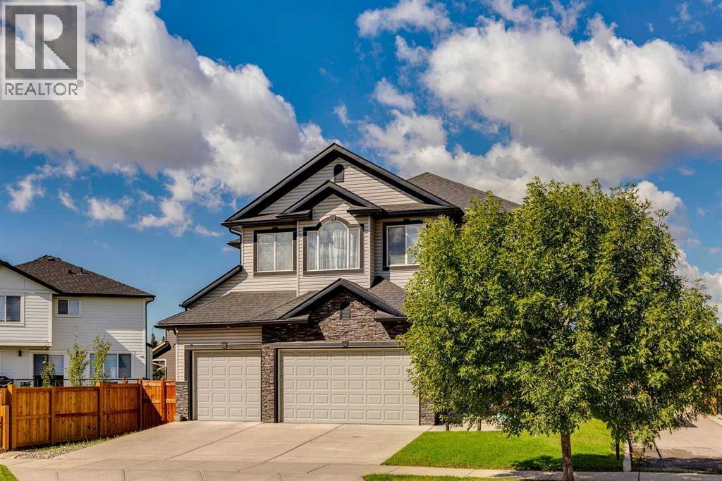 437 Kinniburgh Boulevard, Chestermere, Alberta  T1X 0P4 - Photo 1 - A2343685