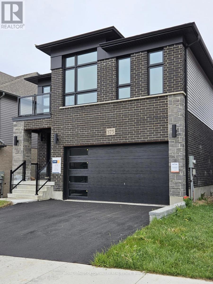 375 Chokecherry Crescent, Waterloo, Ontario  N2V 0H1 - Photo 3 - X13777990