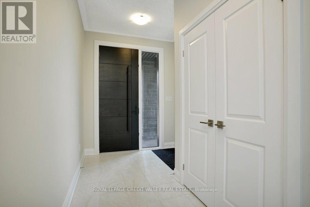375 Chokecherry Crescent, Waterloo, Ontario  N2V 0H1 - Photo 5 - X13777990