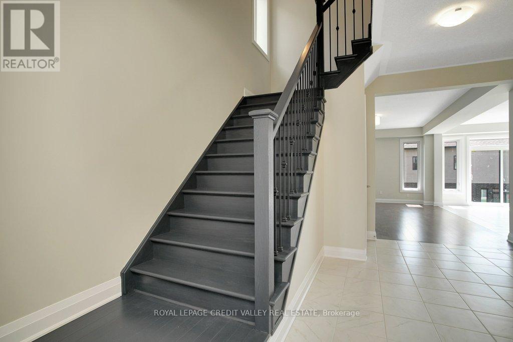 375 Chokecherry Crescent, Waterloo, Ontario  N2V 0H1 - Photo 6 - X13777990