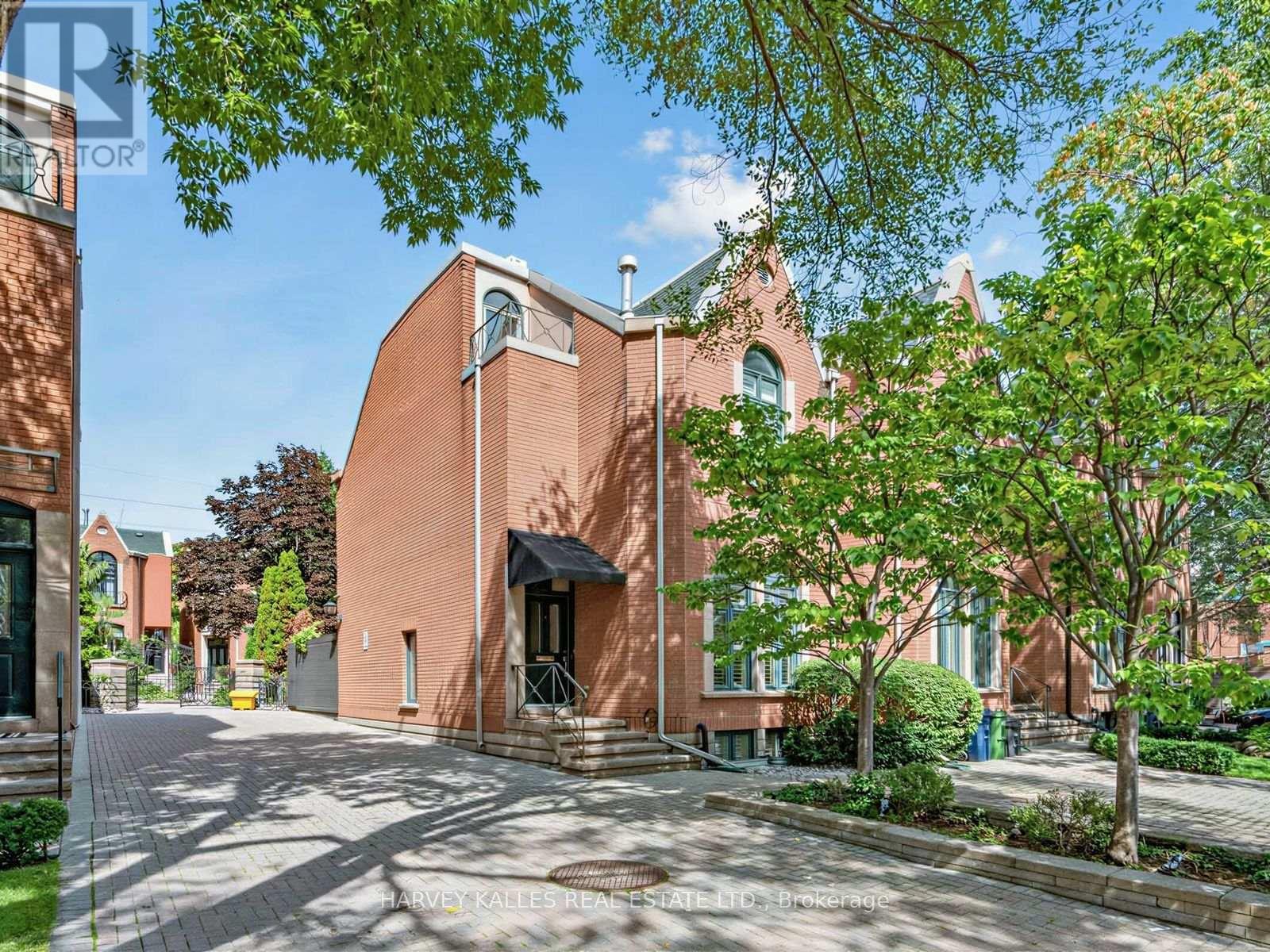 26 Marlborough Avenue, Toronto, Ontario  M5R 1X6 - Photo 2 - C13778004