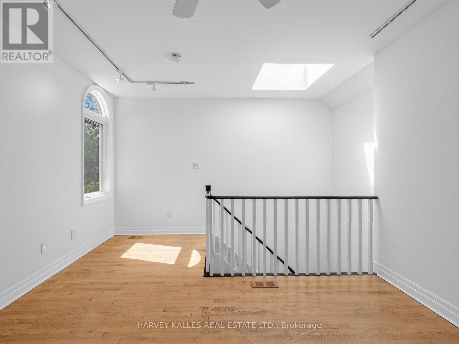 26 Marlborough Avenue, Toronto, Ontario  M5R 1X6 - Photo 27 - C13778004