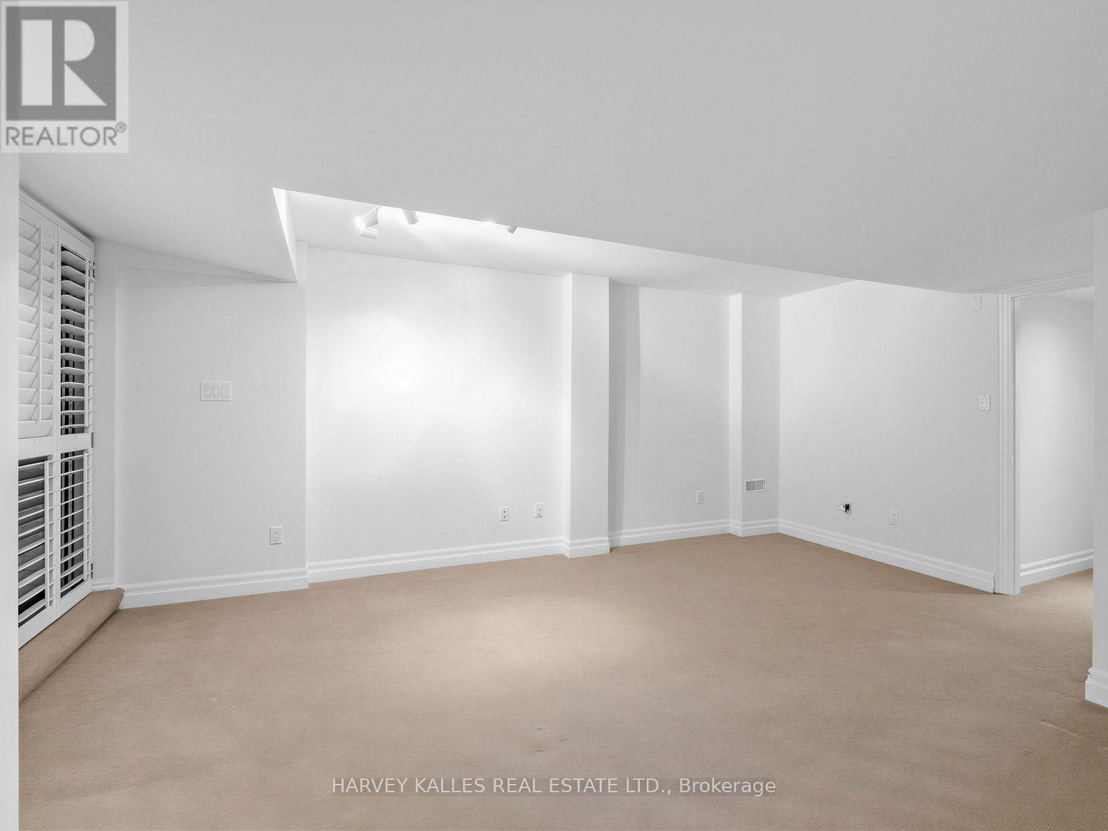 26 Marlborough Avenue, Toronto, Ontario  M5R 1X6 - Photo 28 - C13778004