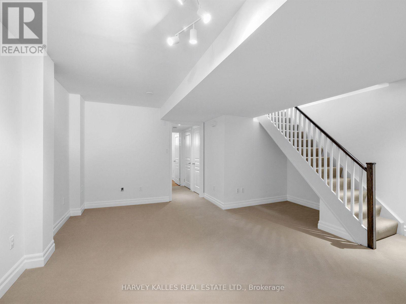 26 Marlborough Avenue, Toronto, Ontario  M5R 1X6 - Photo 29 - C13778004
