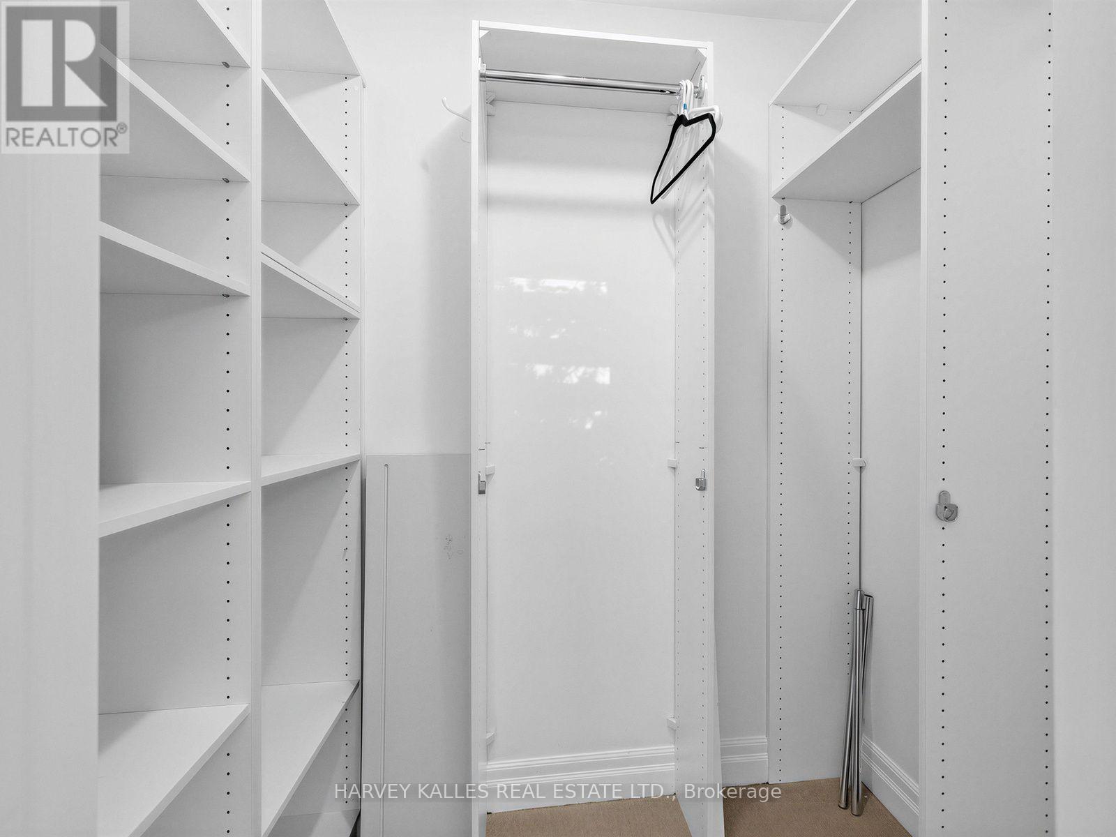 26 Marlborough Avenue, Toronto, Ontario  M5R 1X6 - Photo 34 - C13778004