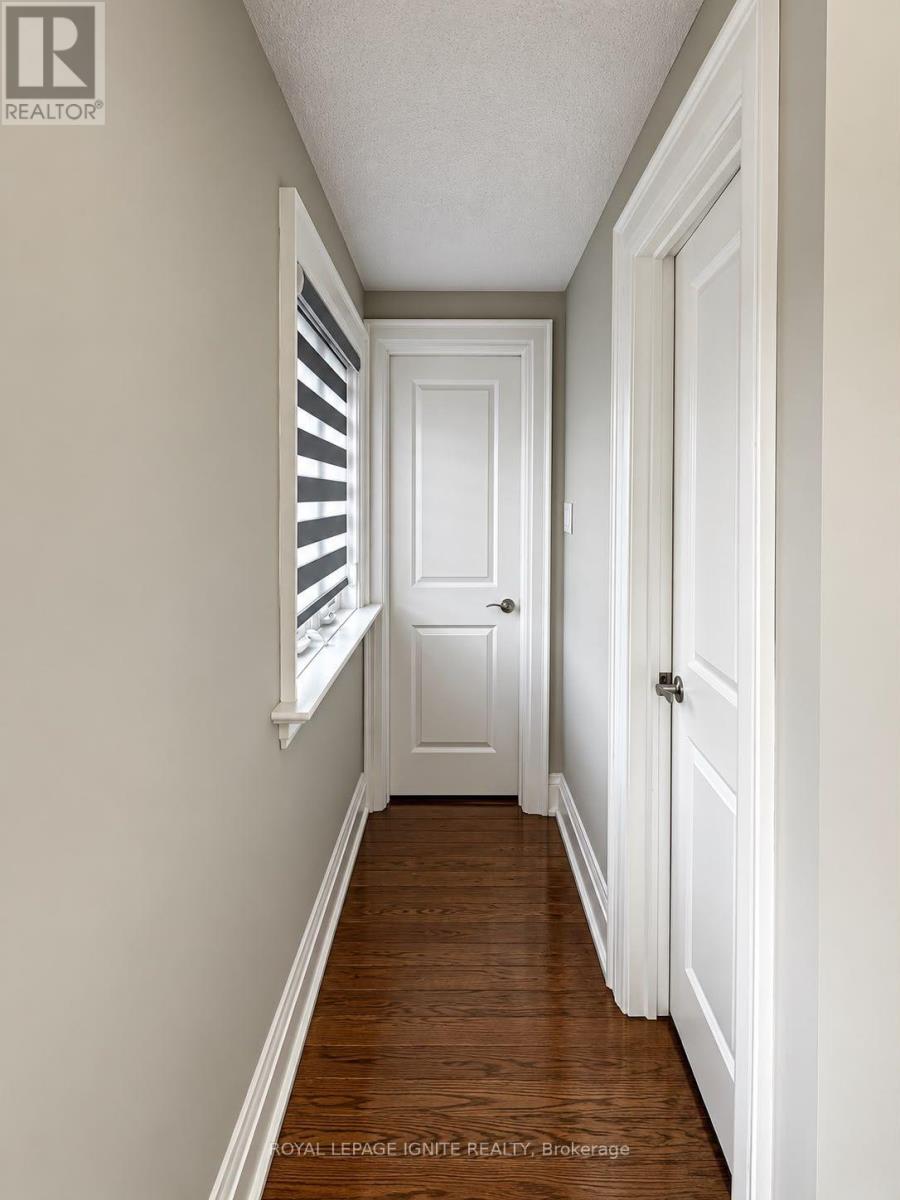 32 Marsdale Crescent, Toronto, Ontario  M1X 1G7 - Photo 19 - E13778016