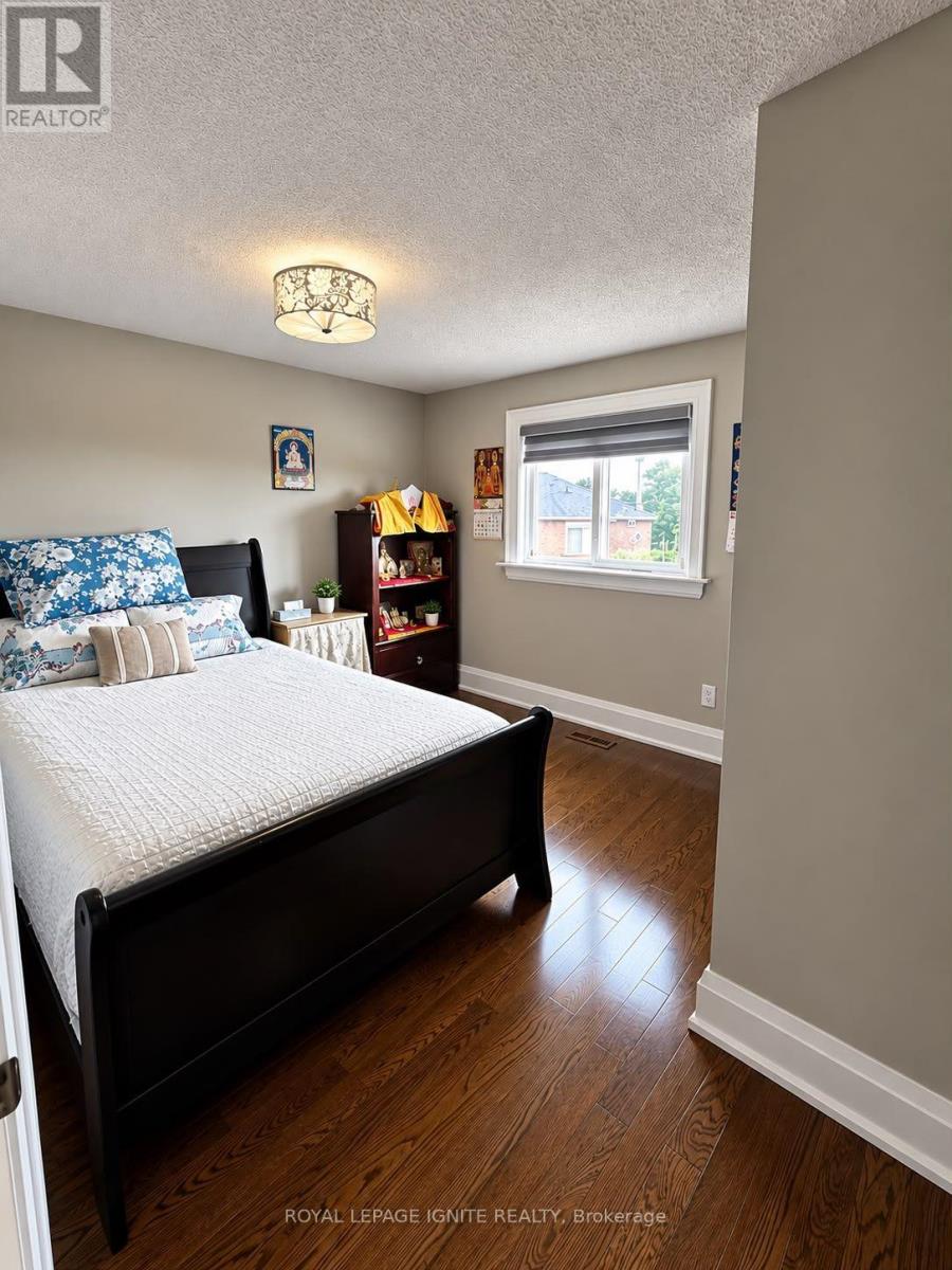 32 Marsdale Crescent, Toronto, Ontario  M1X 1G7 - Photo 23 - E13778016