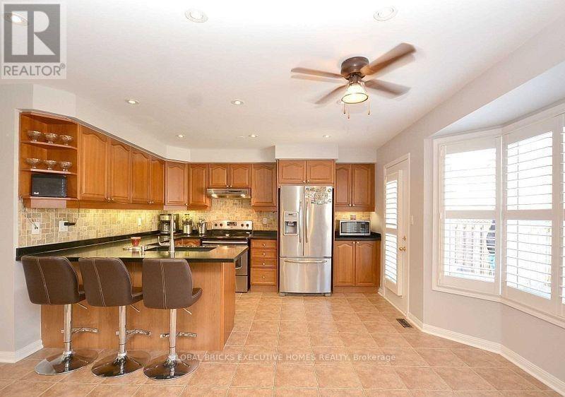 #upper - 759 Hutchinson Avenue, Milton, Ontario  L9T 6A8 - Photo 13 - W13777994